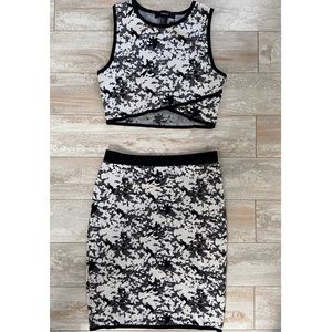 crop top/pencil skirt set